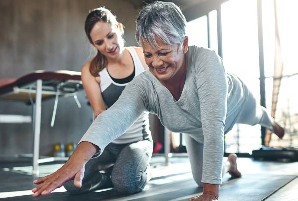 Actif Senior 65+<br><small><strong>Profitez de votre retraite en toute iiberté et sans douleurs</strong></small>